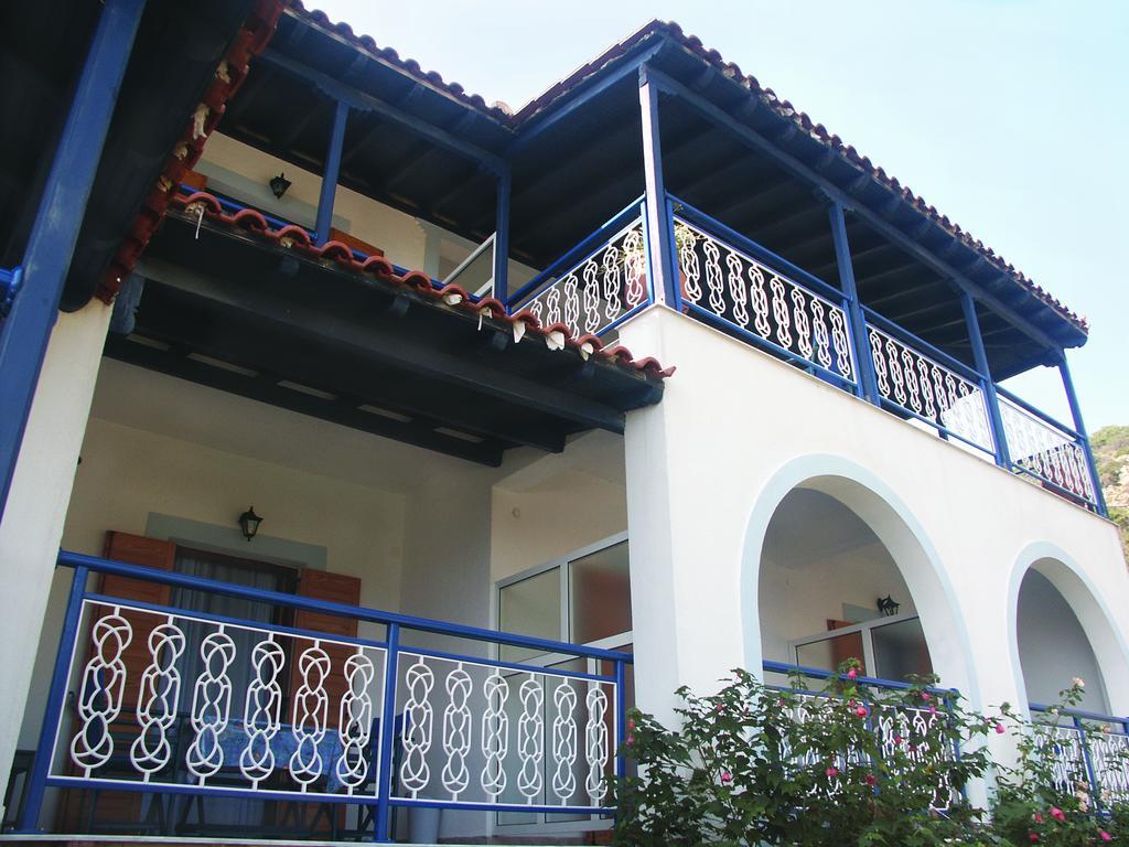Agnanti Hotel Kalamakia 외부 사진
