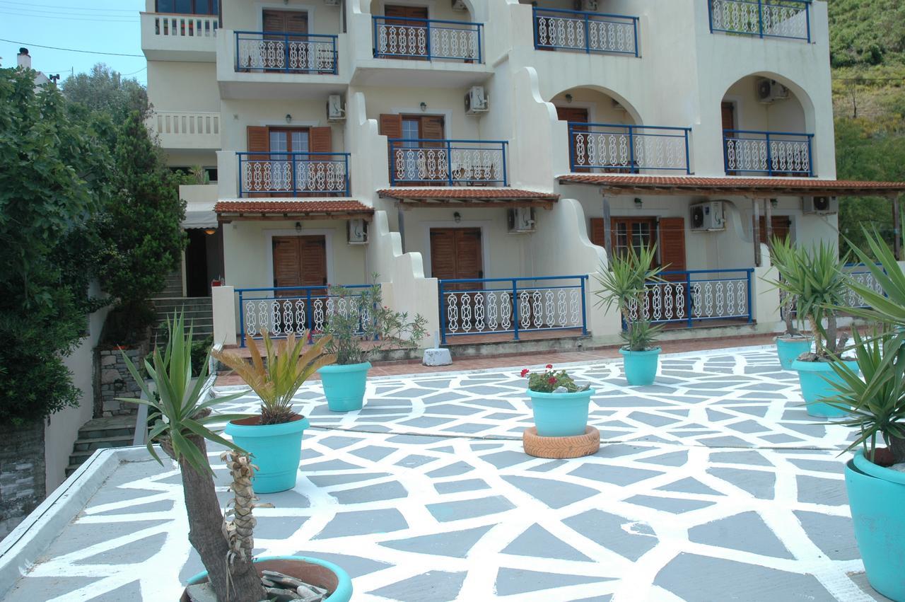 Agnanti Hotel Kalamakia 외부 사진